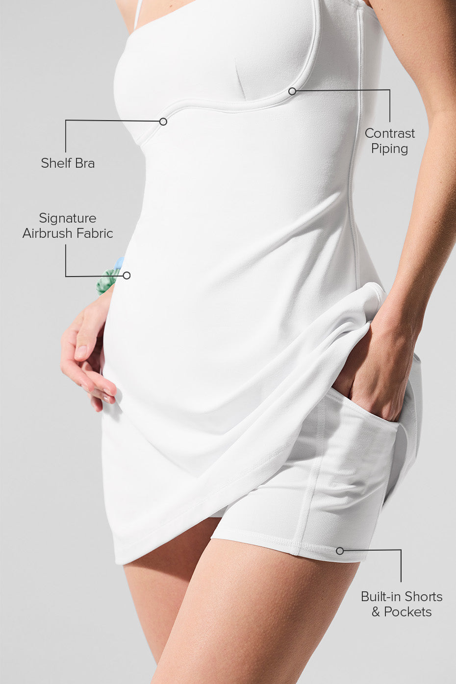 Robe épurée à l'aérographe 'best seller'