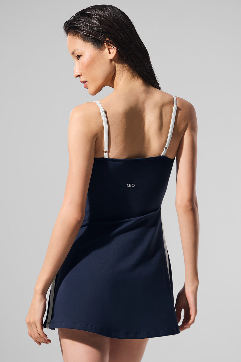 Robe épurée à l'aérographe 'best seller'